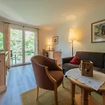 מלון Gruener Baum Naturparkhotel & Schwarzwald-restaurant 3*