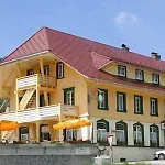 מלון Gruener Baum Naturparkhotel & Schwarzwald-restaurant טודנאו