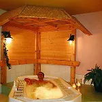Gruener Baum Naturparkhotel & Schwarzwald-restaurant 호텔