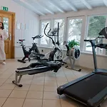 Gruener Baum Naturparkhotel & Schwarzwald-restaurant מלון 3*