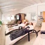 Gruener Baum Naturparkhotel & Schwarzwald-restaurant מלון