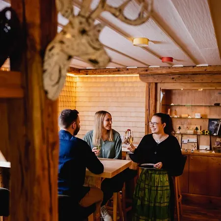 Gruener Baum Naturparkhotel & Schwarzwald-Restaurant 3* Todtnau