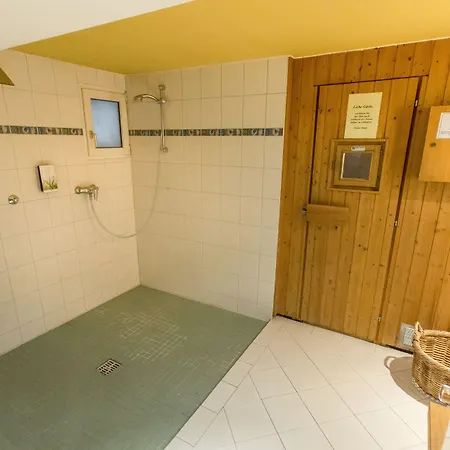 Gruener Baum Naturparkhotel & Schwarzwald-Restaurant Hotell 3*