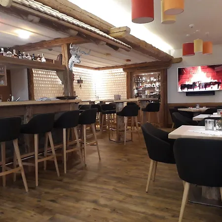 Gruener Baum Naturparkhotel & Schwarzwald-restaurant 酒店