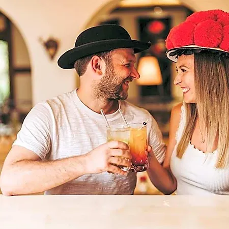 מלון Gruener Baum Naturparkhotel & Schwarzwald-restaurant טודנאו