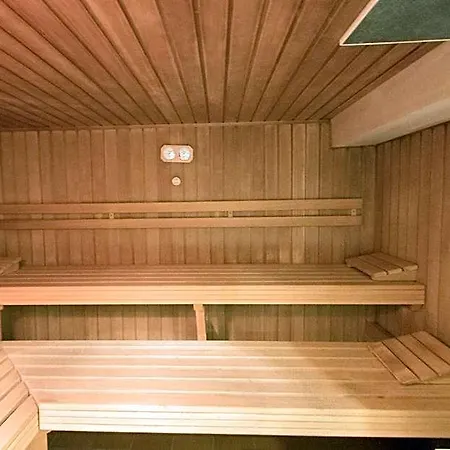 Gruener Baum Naturparkhotel & Schwarzwald-restaurant מלון טודנאו