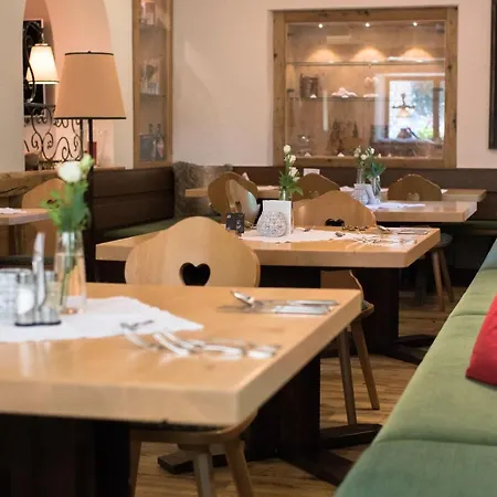 Hotel Gruener Baum Naturparkhotel & Schwarzwald-Restaurant Todtnau